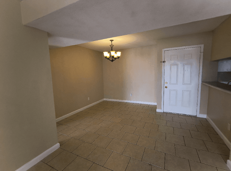 Houston Apartment: 206 plaza verde dr