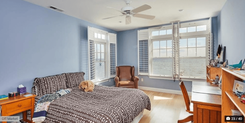 Fairfield House: 2123 Fairfield Beach Road
