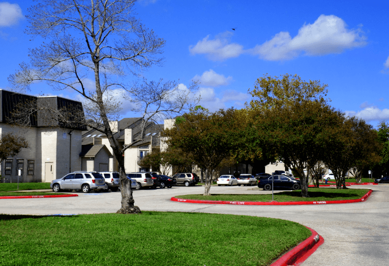 Houston Apartment: 206 plaza verde dr
