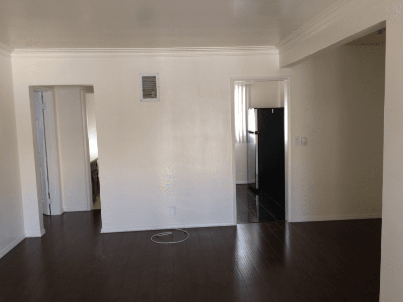 Los Angeles Apartment: 1760 N El Cerrito Pl