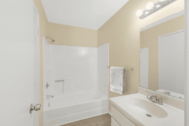 Palmdale Apartment: 38225 12th St E