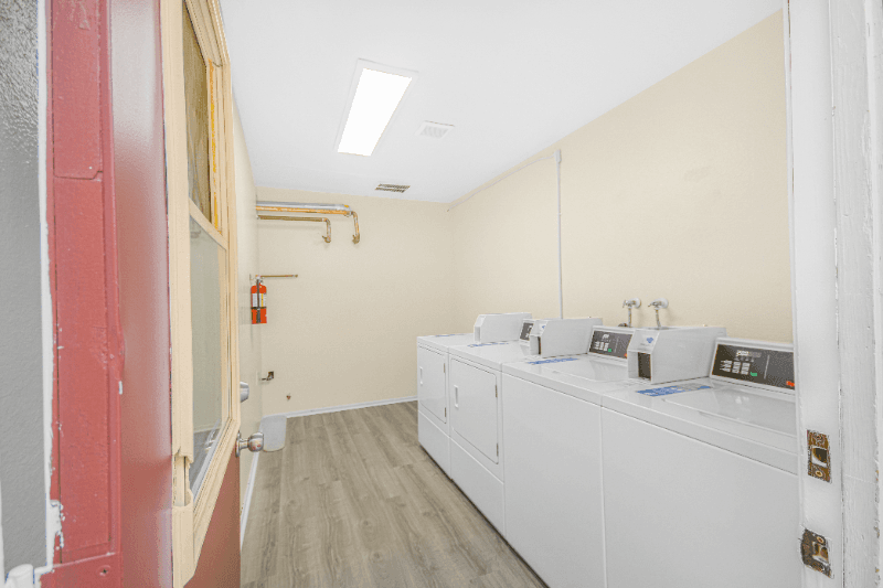 Palmdale Apartment: 38225 12th St E