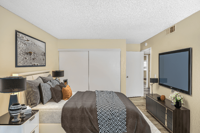 Palmdale Apartment: 38225 12th St E