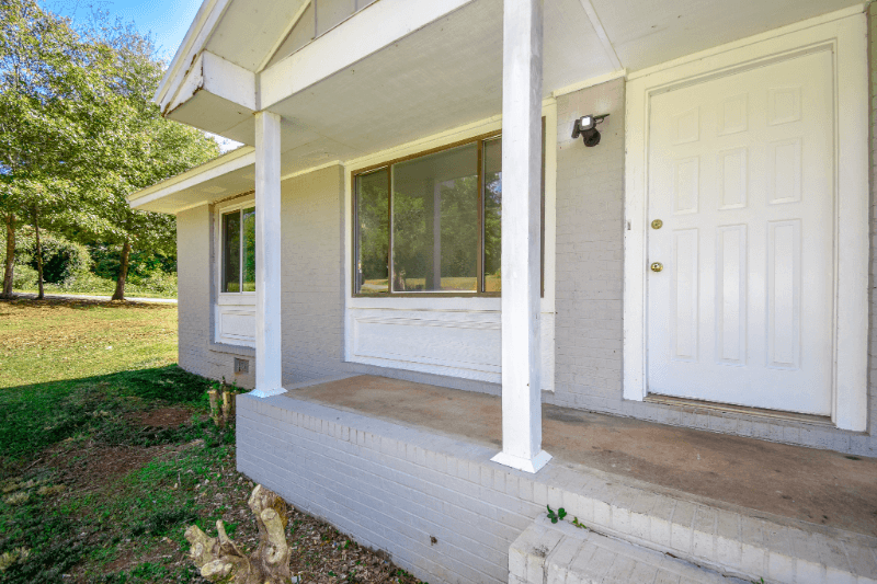 Dadeville House: 114 Taylor Street