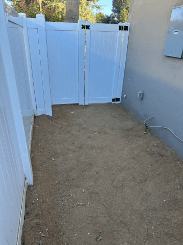 Lake Balboa House: 17114 Cantlay St