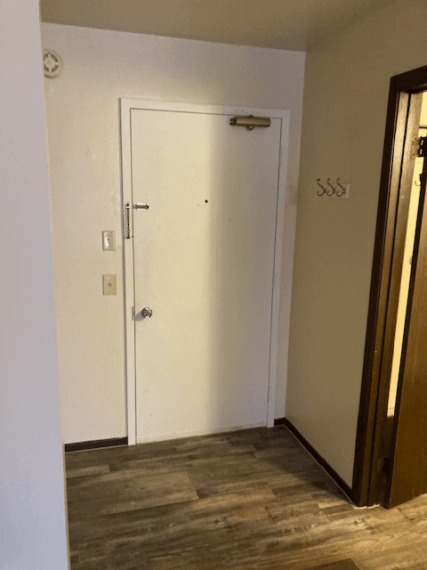 Butler Apartment: 105 Chicora Rd