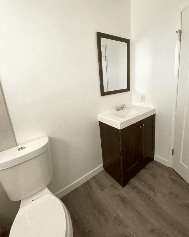 Seattle House: 4457 Whitman Ave N