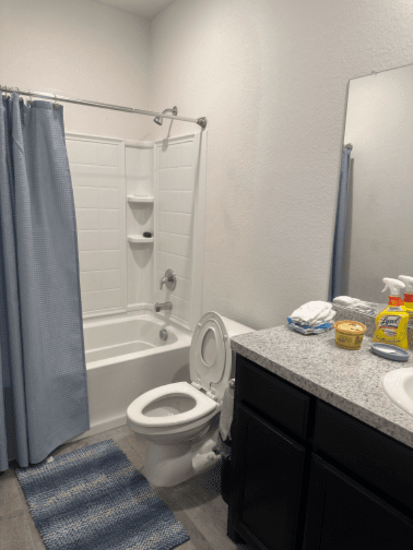 Fort Worth Single Room: 9320 Desertrock Road