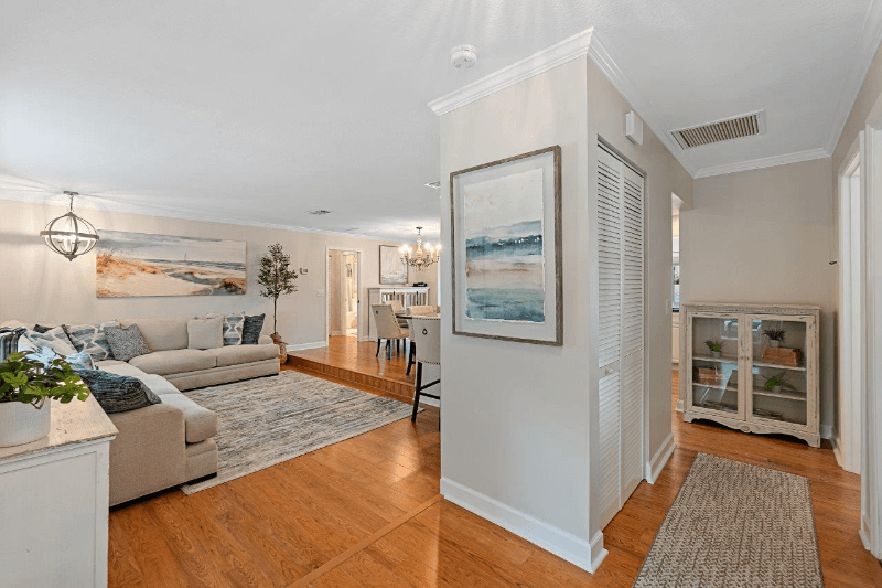 Palm Coast House: 49 Christopher Ct