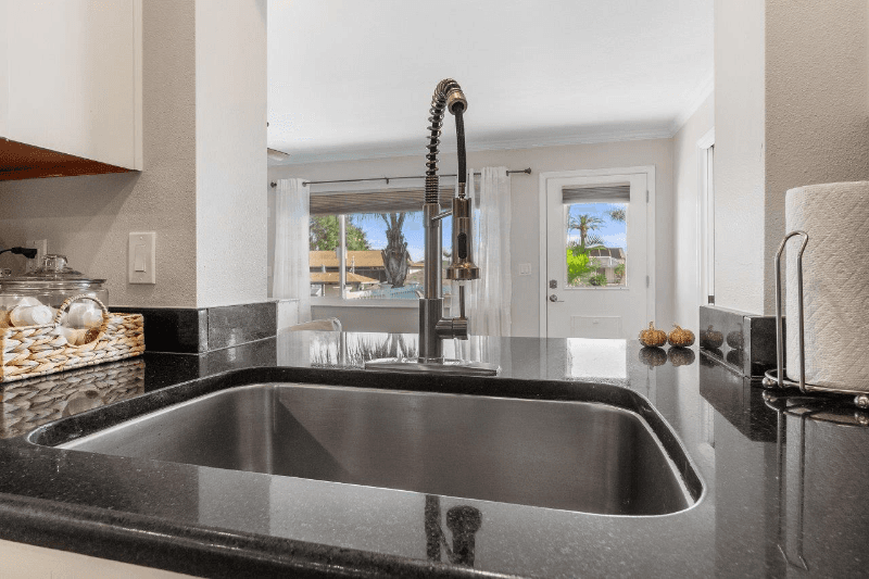 Palm Coast House: 49 Christopher Ct