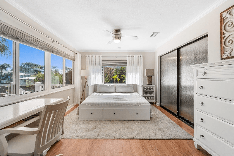 Palm Coast House: 49 Christopher Ct