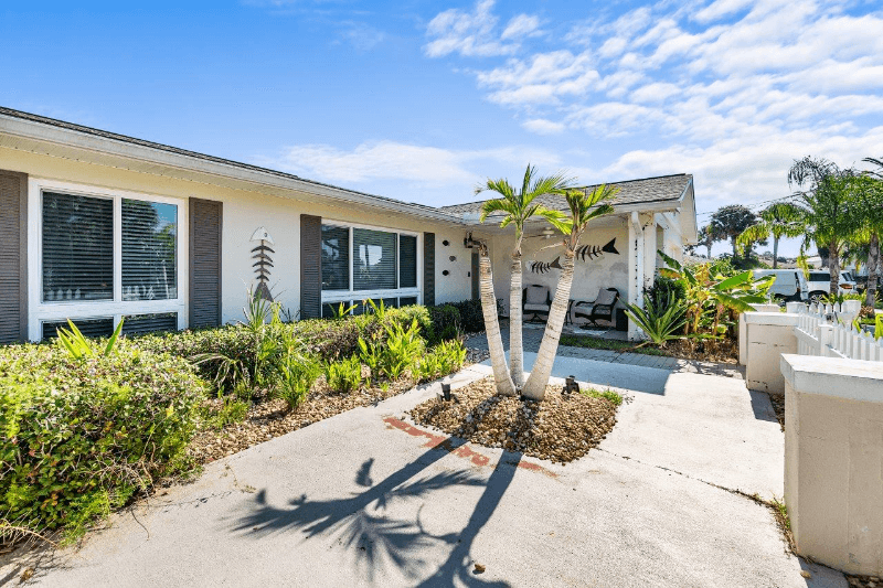 Palm Coast House: 49 Christopher Ct