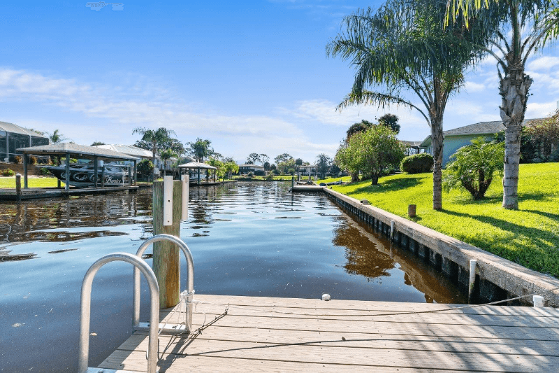 Palm Coast House: 49 Christopher Ct
