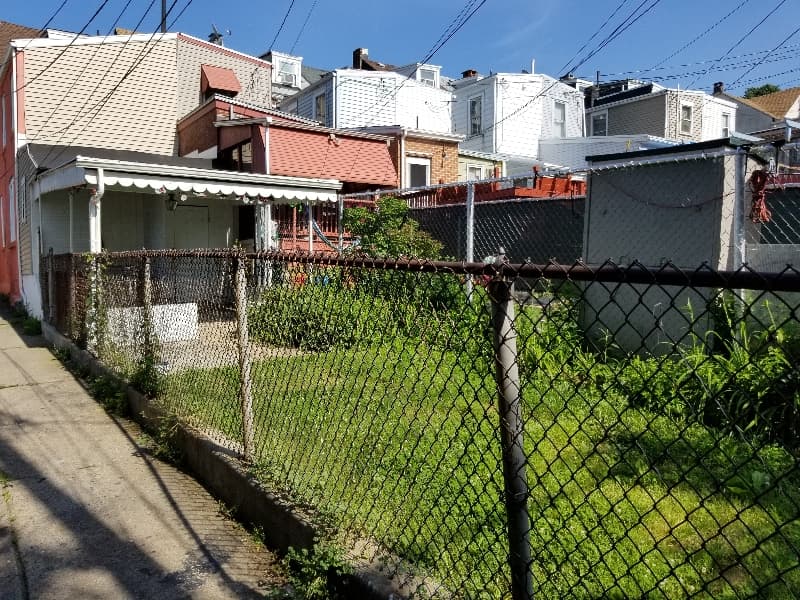 Reading House: 514 S 14th St