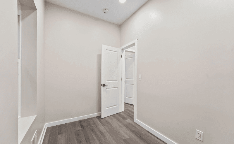 Trenton Multiplex: 335 Spring St