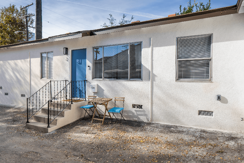 NORTH HOLLYWOOD Multiplex: 10863 KLING ST