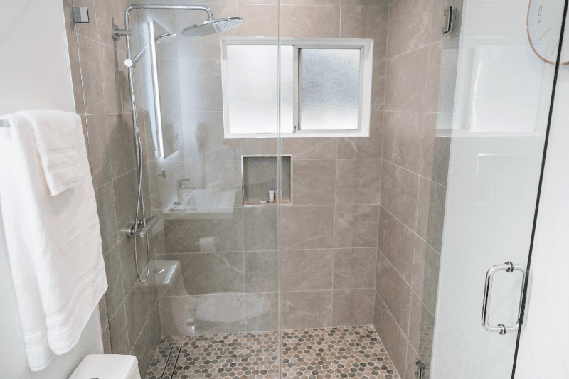 NORTH HOLLYWOOD Multiplex: 10863 KLING ST