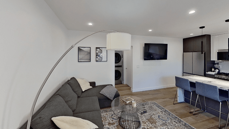 NORTH HOLLYWOOD Multiplex: 10863 KLING ST