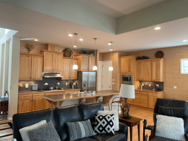 Redmond House: 23124 NE 123rd ST