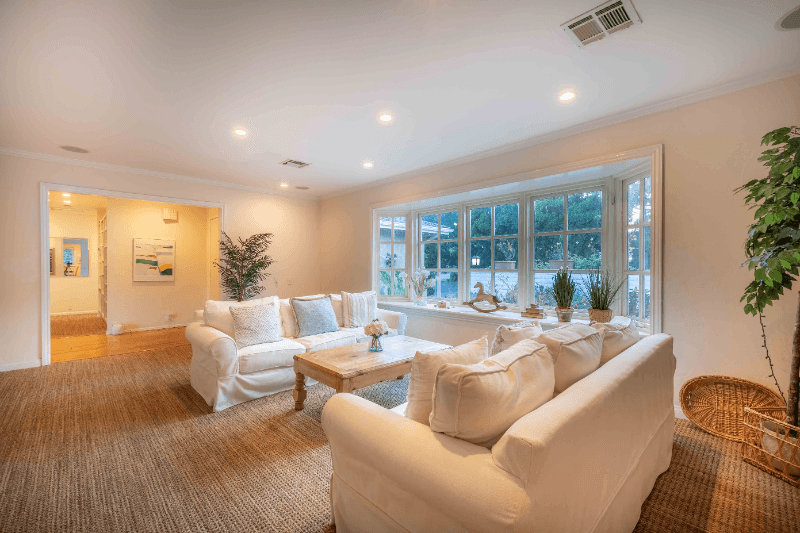 La Jolla House: 6275 La Jolla Scenic Dr S
