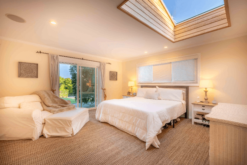 La Jolla House: 6275 La Jolla Scenic Dr S