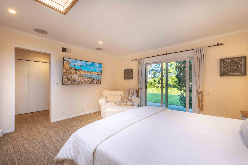La Jolla House: 6275 La Jolla Scenic Dr S