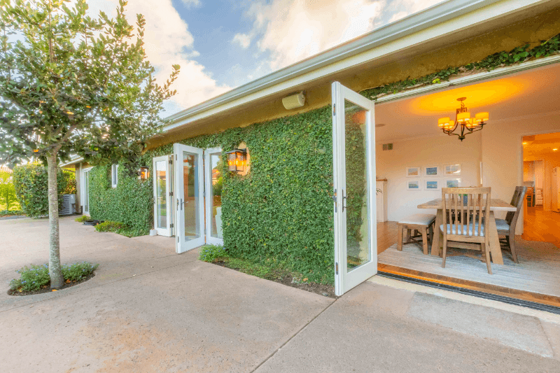 La Jolla House: 6275 La Jolla Scenic Dr S