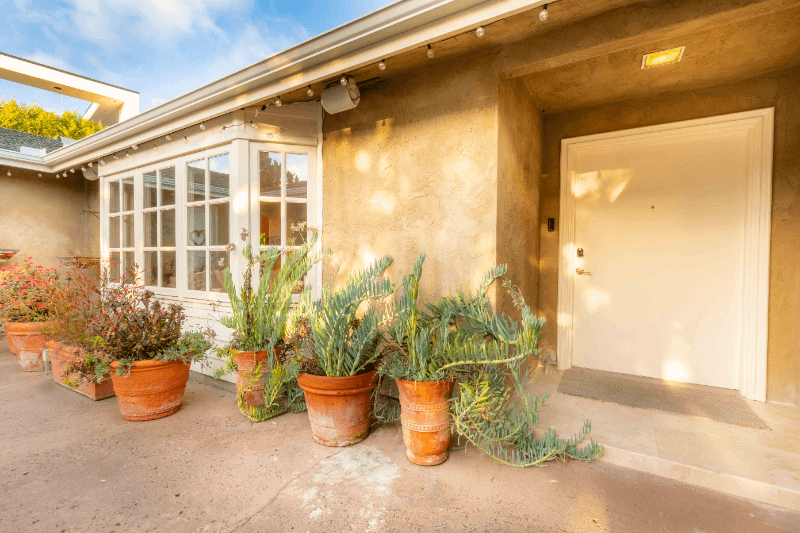 La Jolla House: 6275 La Jolla Scenic Dr S