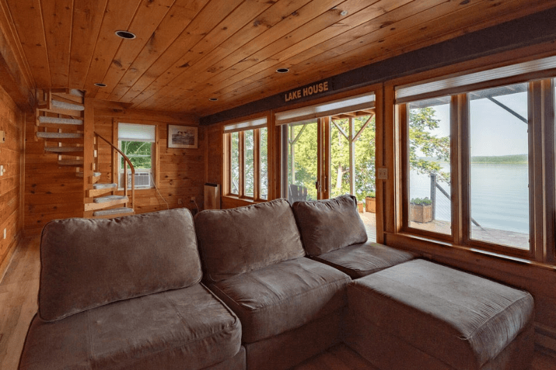 Sidney House: 316 Red Cedar Lane,