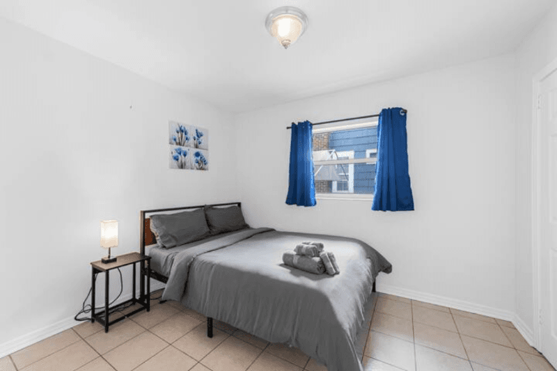 Jacksonville House: 2637 Ernest St