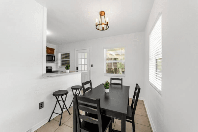 Jacksonville House: 2637 Ernest St
