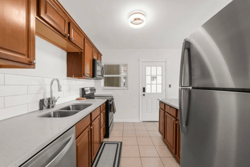 Jacksonville House: 2637 Ernest St