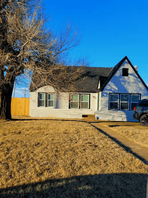 Oklahoma city House: 701 NE 24 street