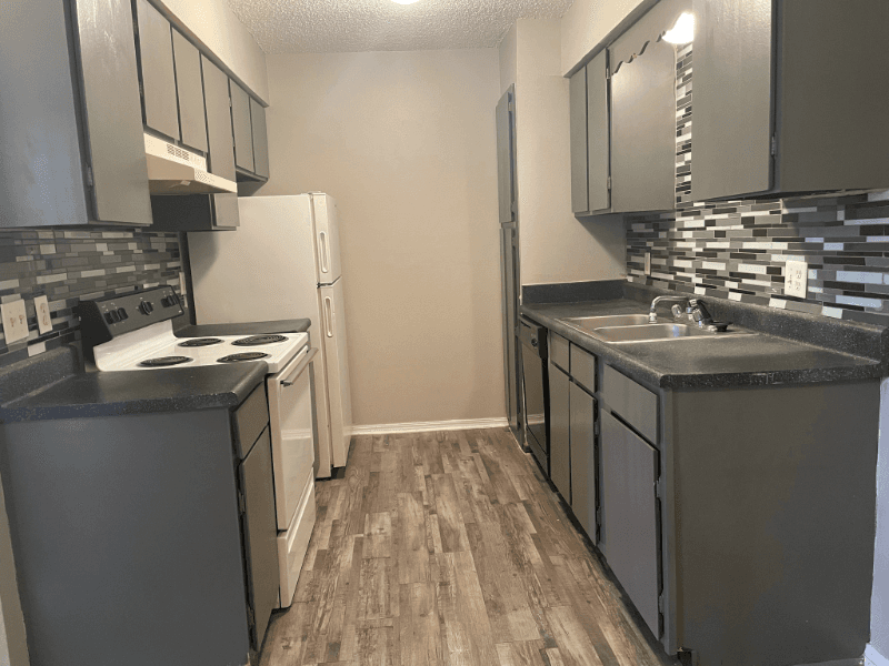 Oklahoma City Apartment: 5531 S Sunnylane Rd