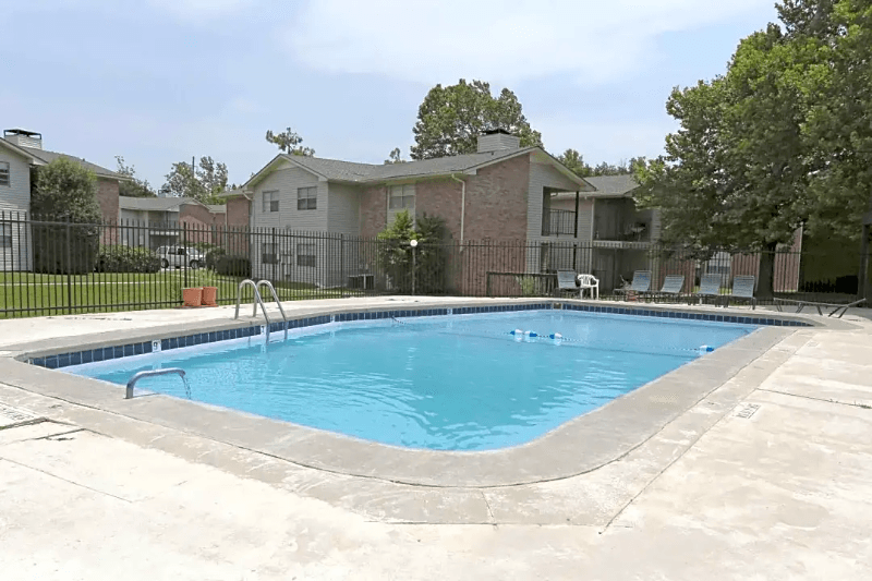 Oklahoma City Apartment: 5531 S Sunnylane Rd