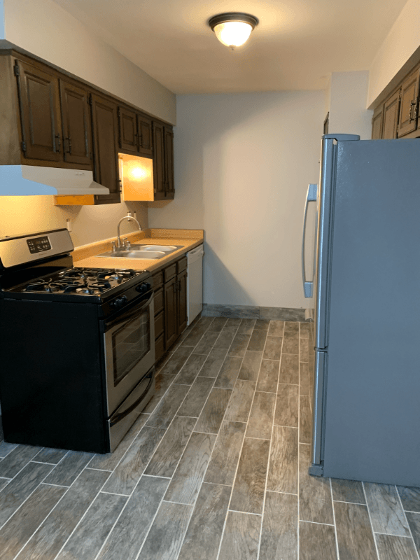 Milwaukee Apartment: 7512 N. GRANVILLE RD