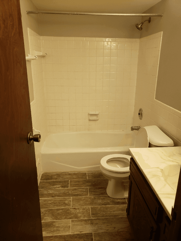 Milwaukee Apartment: 7512 N. GRANVILLE RD