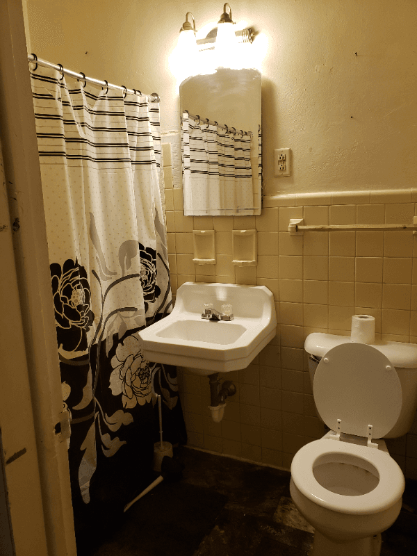 Rockford Apartment: 1005 Garfield Ave, Rockford IL