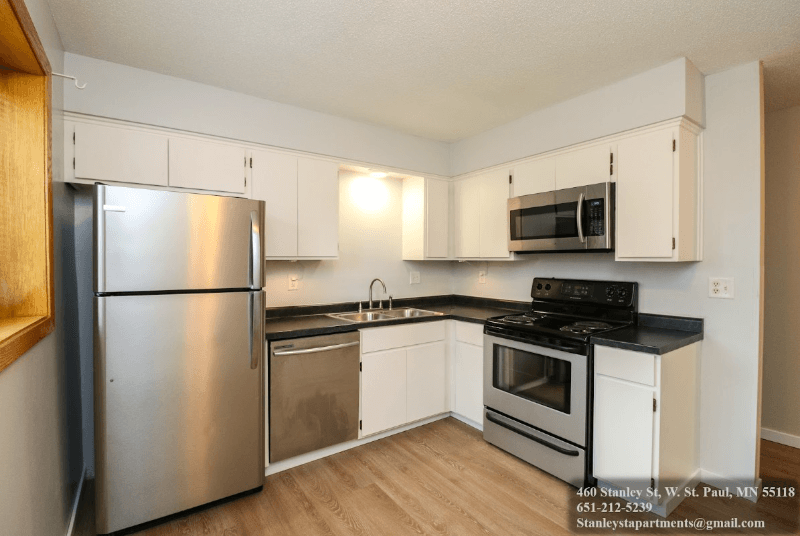 West Saint Paul Multiplex: 460 Stanley Street