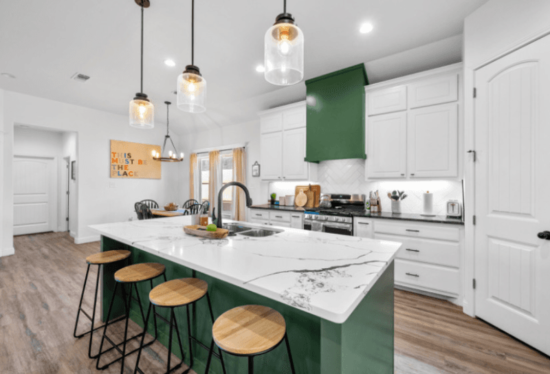 Lubbock House: 5840 Itasca St