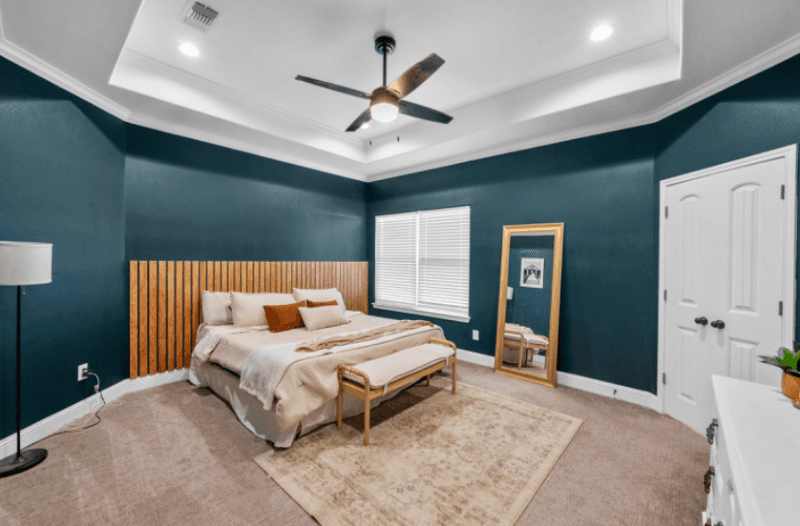 Lubbock House: 5840 Itasca St
