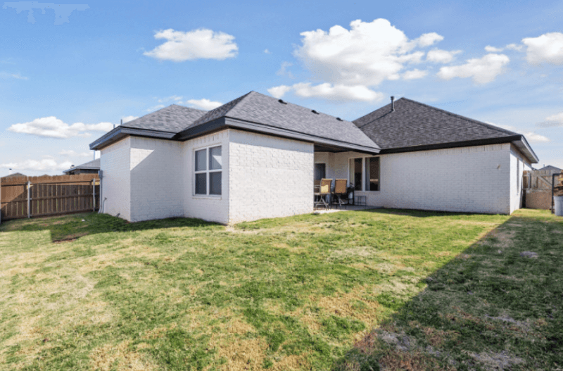 Lubbock House: 5840 Itasca St