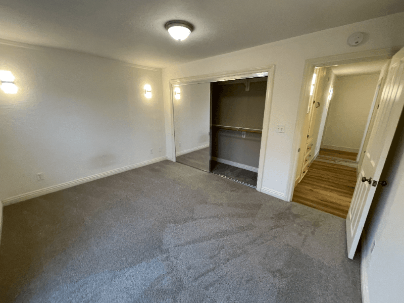 Burbank House: 236 N Myers St