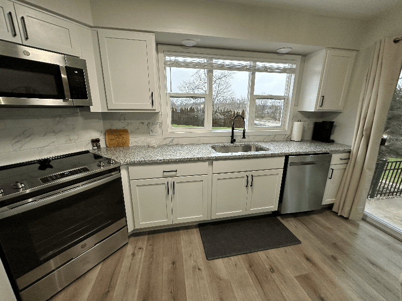 Fruitport Apartment: 287 S Third Ave
