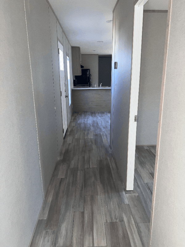 Hubert House: 101 Ash St