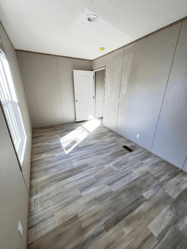 Hubert House: 101 Ash St