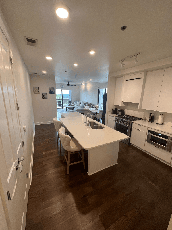 Memphis Apartment: 717 Riverside Drive