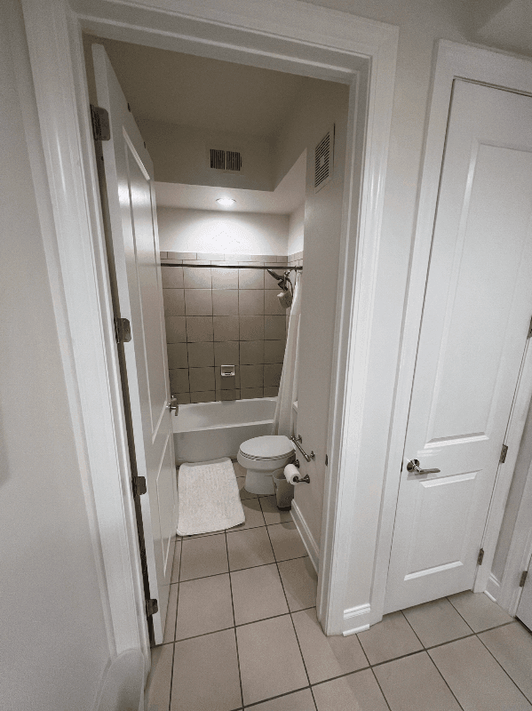 Memphis Apartment: 717 Riverside Drive