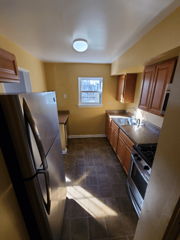 Pittsburgh Multiplex: 8-9 Craig Ct