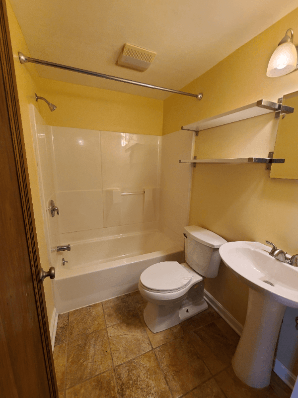 Pittsburgh Multiplex: 8-9 Craig Ct
